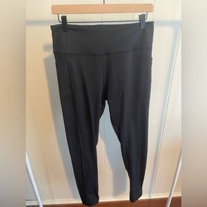 Victoria’s Secret Black Athletic Leggings!